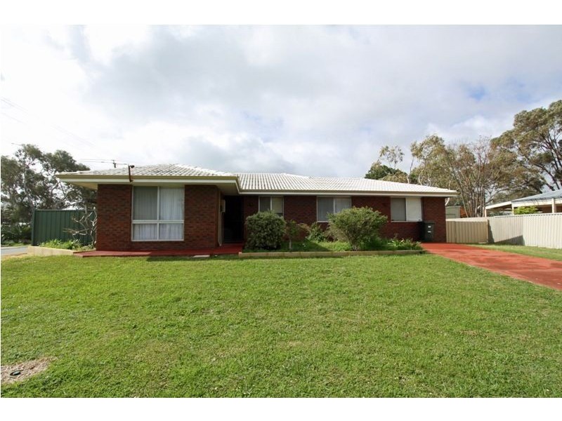 1/1a Scrivener Place, Halls Head WA 6210