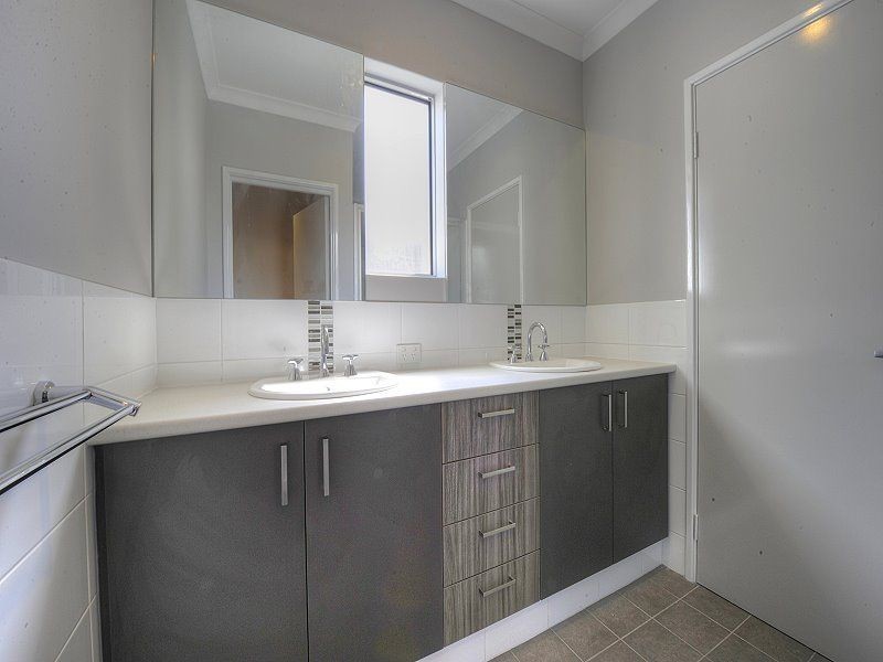 6 Wanjeep Street, Dudley Park WA 6210