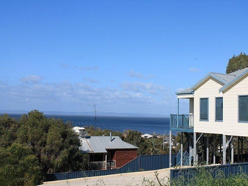 15 Scenic Drive, Falcon WA 6210