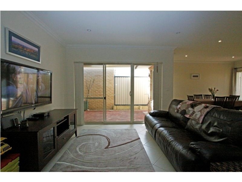 12c Wattleglen Avenue, Erskine WA 6210