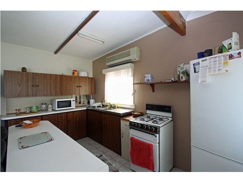 25 Wanjeep Street, Coodanup WA 6210