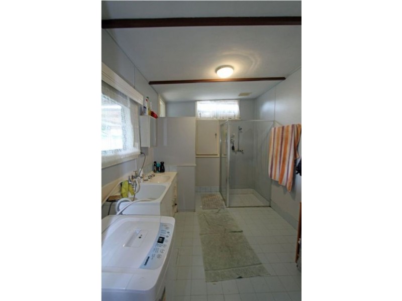 25 Wanjeep Street, Coodanup WA 6210