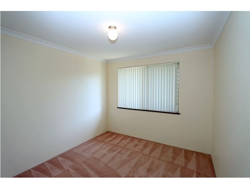 10 Saskatchewan Way, Greenfields WA 6210