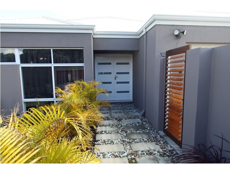 5 Agonis Way, Wannanup WA 6210