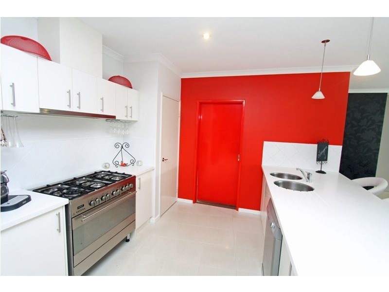 5 Agonis Way, Wannanup WA 6210