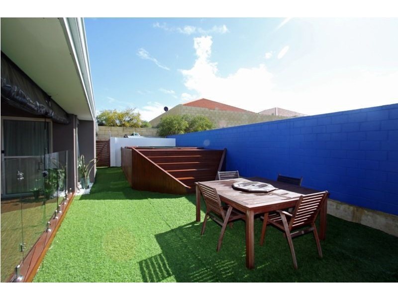 5 Agonis Way, Wannanup WA 6210