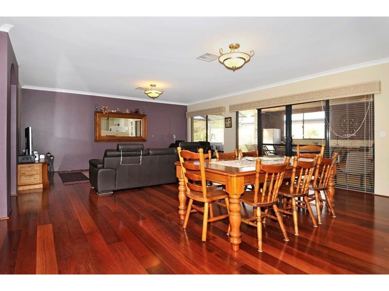 13 Carnarvon Way, Erskine WA 6210