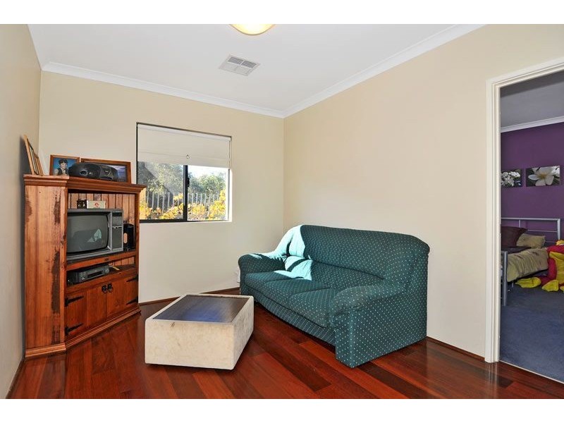 13 Carnarvon Way, Erskine WA 6210