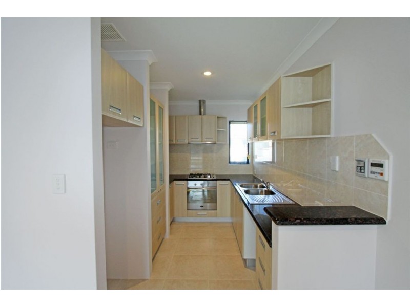3/28 Davey Street, Mandurah WA 6210