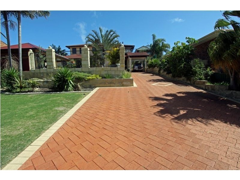 12 Dalrymple Terrace, Halls Head WA 6210