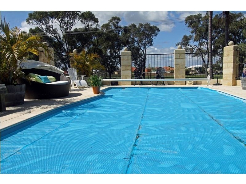 12 Dalrymple Terrace, Halls Head WA 6210