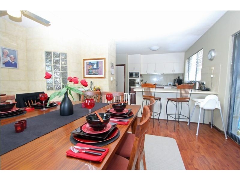 12 Dalrymple Terrace, Halls Head WA 6210