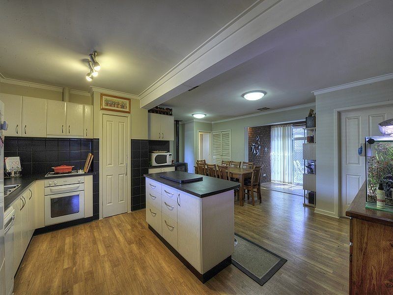 3 Vance Street, Dudley Park WA 6210