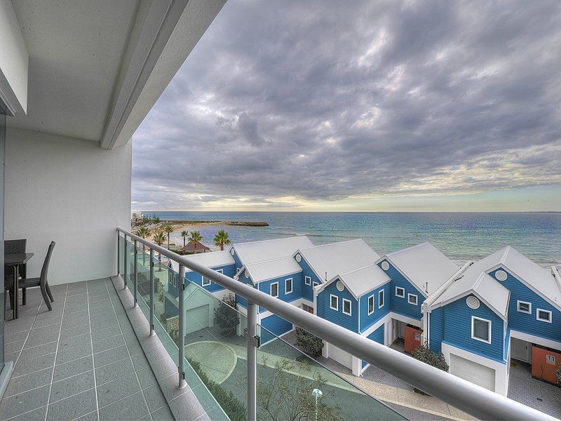 308/16 Dolphin Drive, Mandurah WA 6210