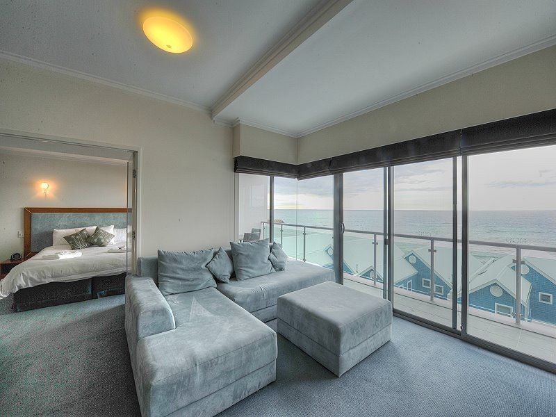308/16 Dolphin Drive, Mandurah WA 6210