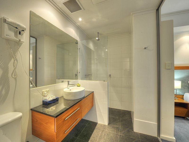 308/16 Dolphin Drive, Mandurah WA 6210