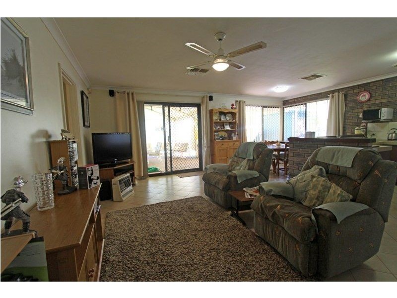 103 Boundary Road, Dudley Park WA 6210