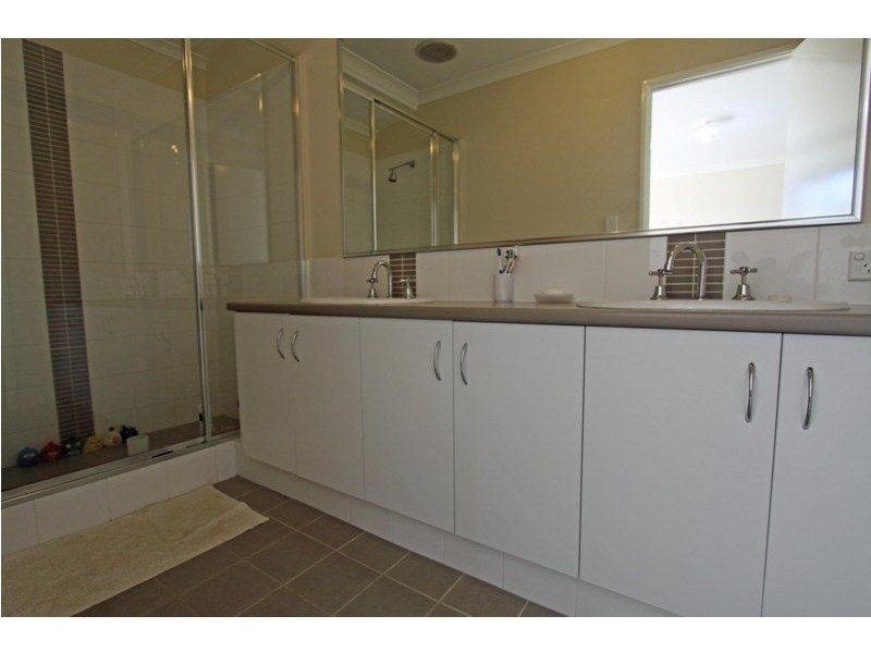 82 Camden Way, Meadow Springs WA 6210