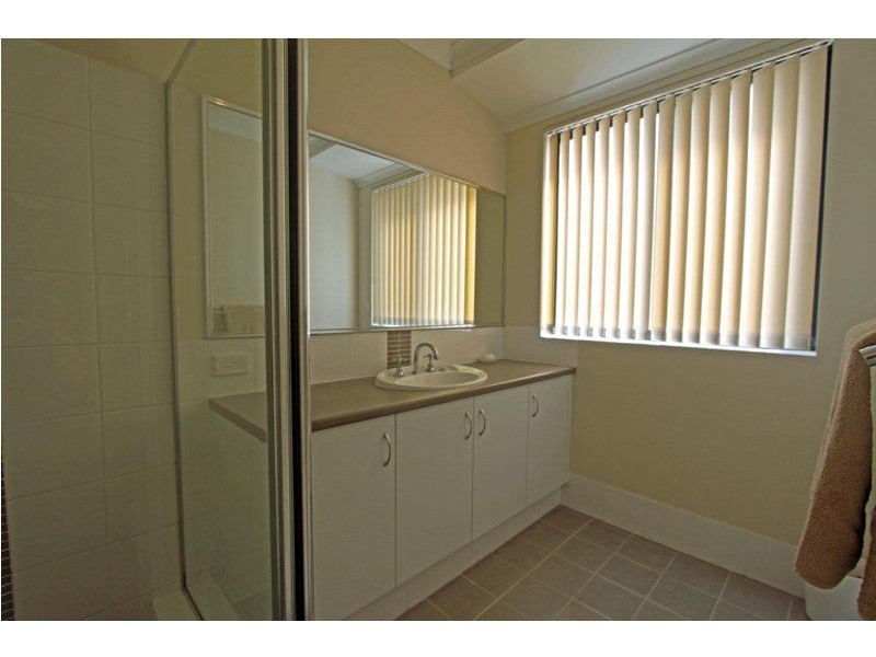 82 Camden Way, Meadow Springs WA 6210