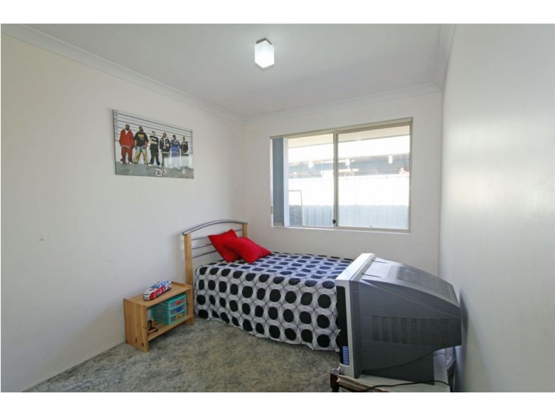 43 Sunningdale Chase, Meadow Springs WA 6210