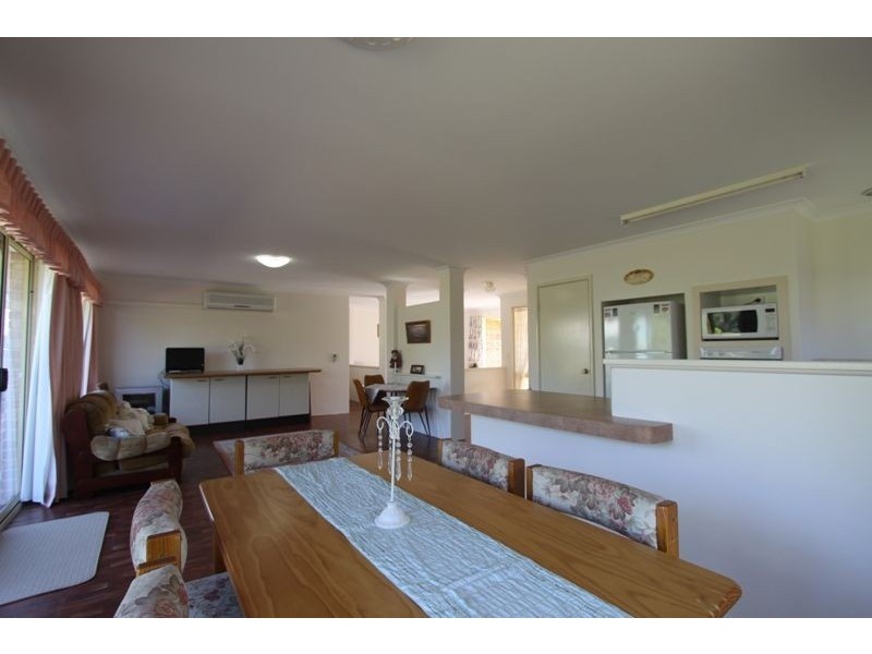 25 Ivanhoe Crescent, Falcon WA 6210