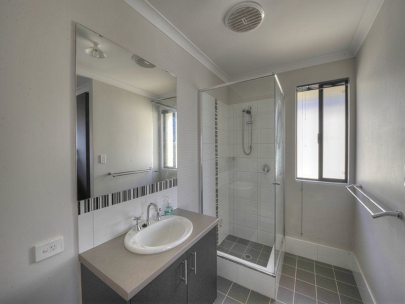 78 Cawana Parkway, Lakelands WA 6180