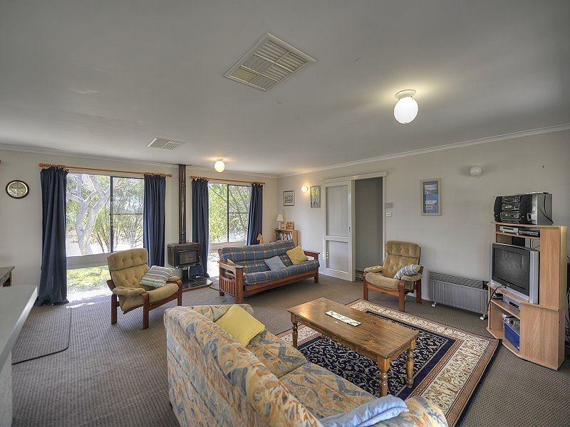 13 Leander Street, Falcon WA 6210