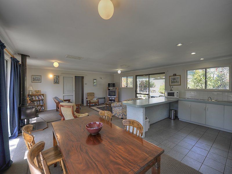 13 Leander Street, Falcon WA 6210