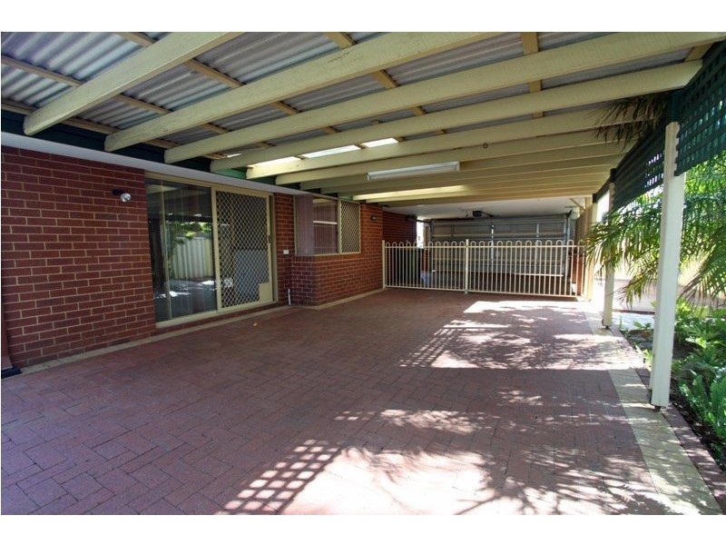 170 Oakmont Avenue, Meadow Springs WA 6210