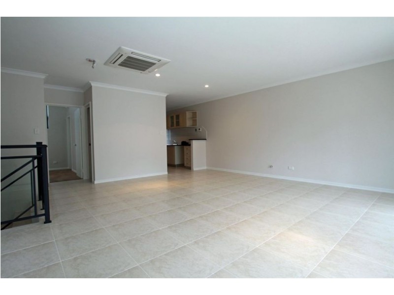 9/28 Davey Street, Mandurah WA 6210