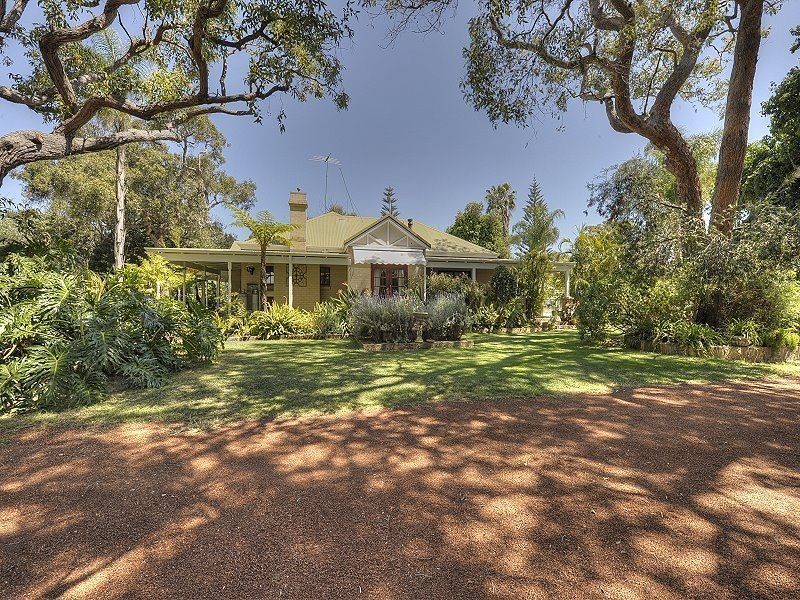 12 Pleasant Grove Circle, Falcon WA 6210