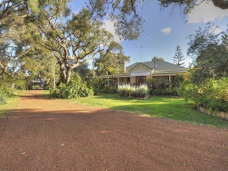 12 Pleasant Grove Circle, Falcon WA 6210