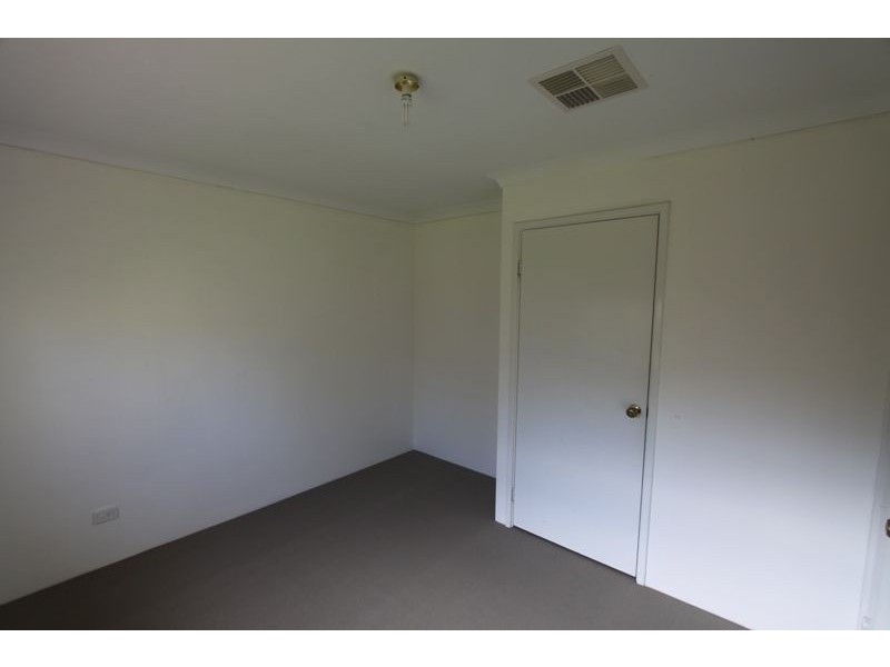 27a Muntries Place, Halls Head WA 6210