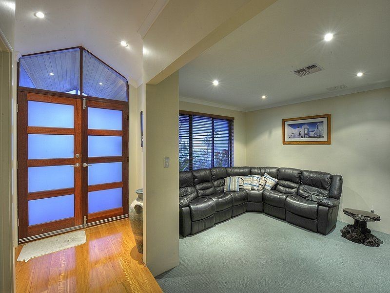 22 Brackenridge Ramble, Meadow Springs WA 6210