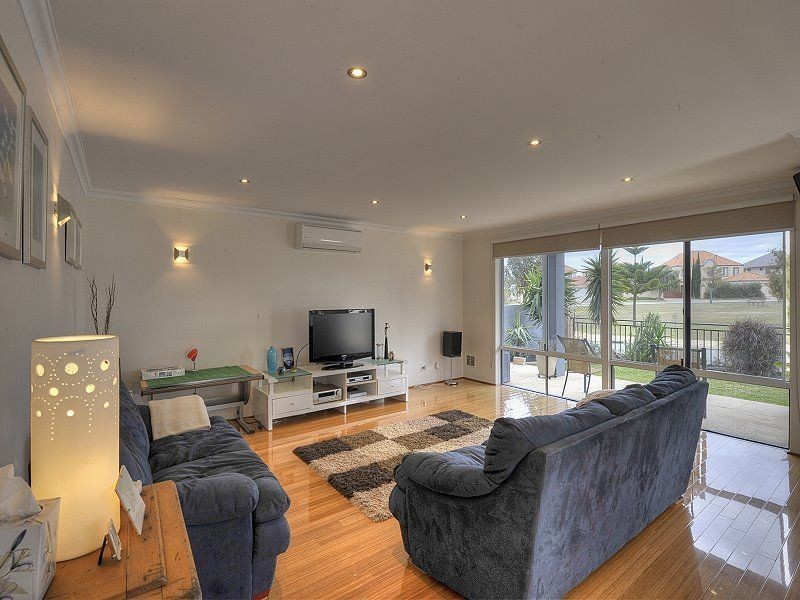 11 Mandjar Lane, Wannanup WA 6210
