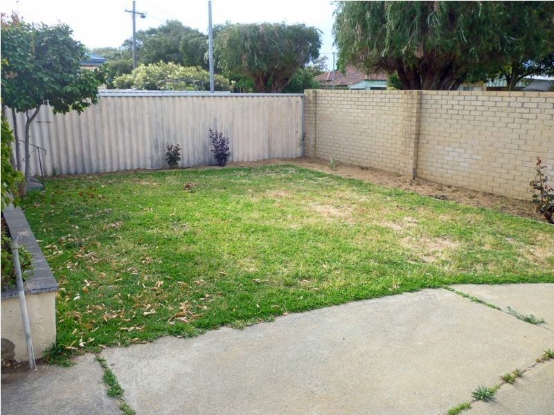 77a & 77b Tuckey Street, Mandurah WA 6210