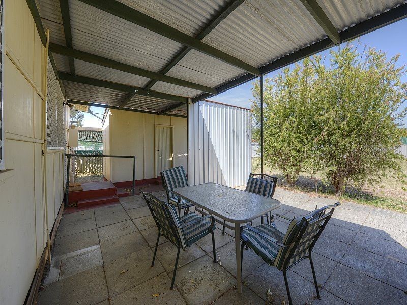 25 Merrivale Street, Wannanup WA 6210