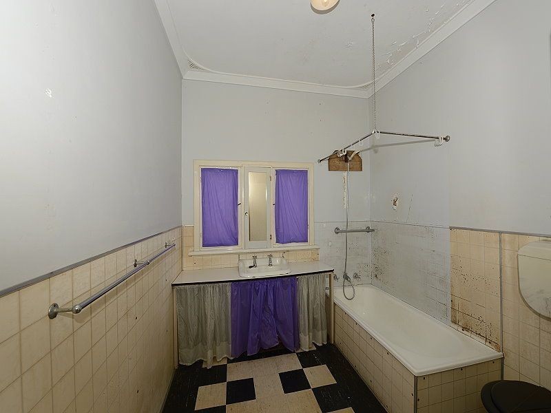 25 Merrivale Street, Wannanup WA 6210
