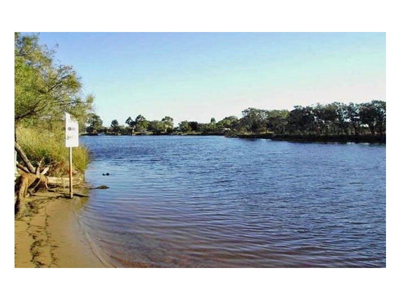 A/1 Ronlyn Road, Furnissdale WA 6209