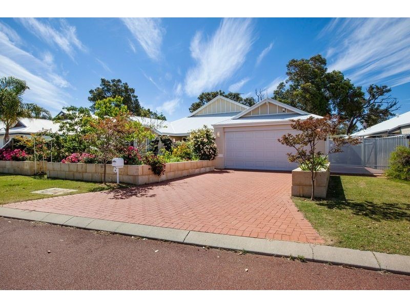 23 Cervantes Drive, Erskine WA 6210