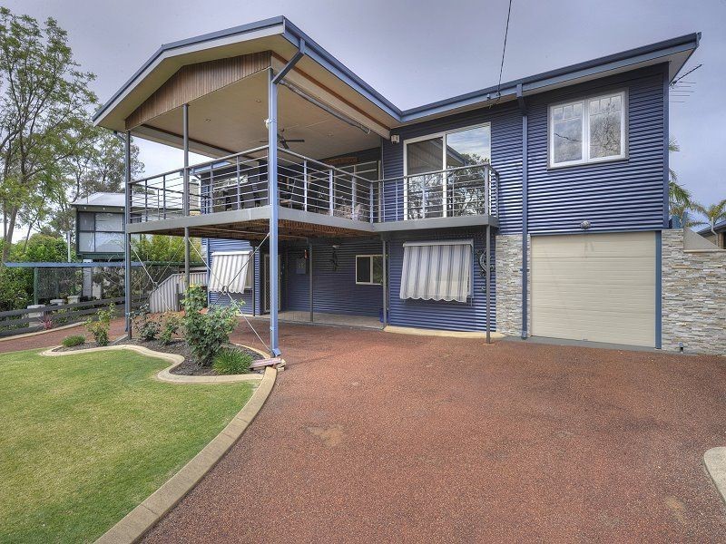 22 Redcliffe Road, Greenfields WA 6210