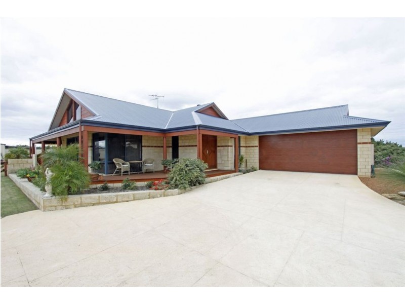 18 Hazelmere Drive, Dawesville WA 6211