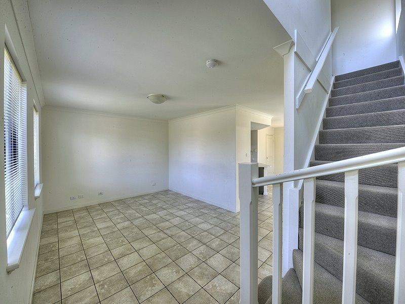 1/16 Rockford Street, Mandurah WA 6210