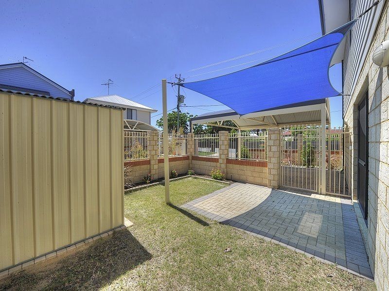 1/16 Rockford Street, Mandurah WA 6210