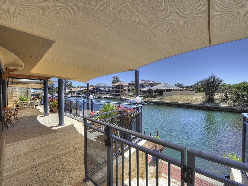 1 Ragamuffin Point, Halls Head WA 6210