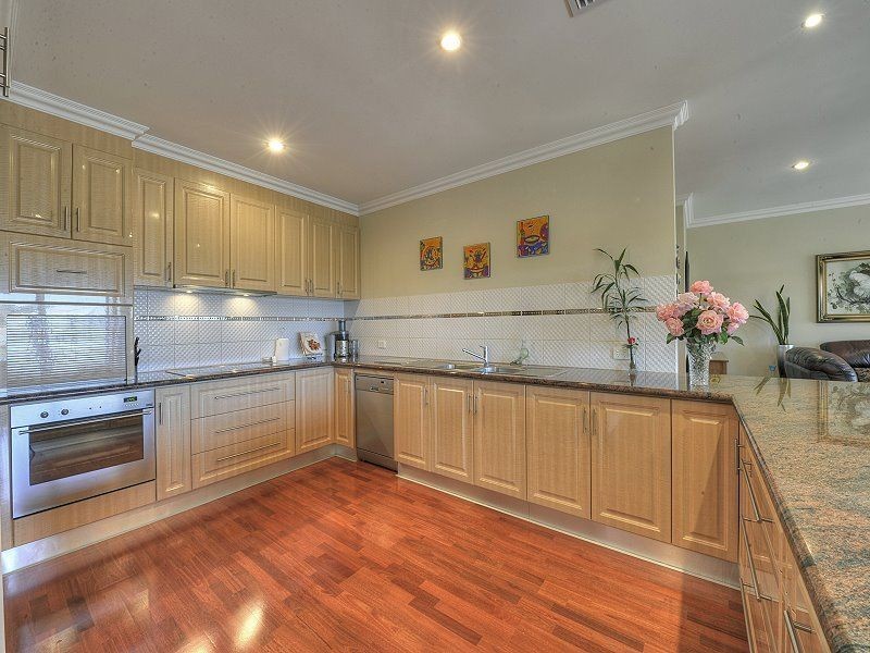 1 Ragamuffin Point, Halls Head WA 6210