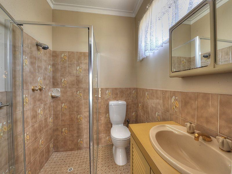 4 Dadger Street, Dudley Park WA 6210