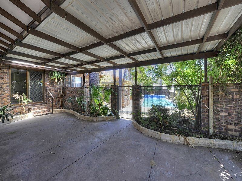 4 Dadger Street, Dudley Park WA 6210