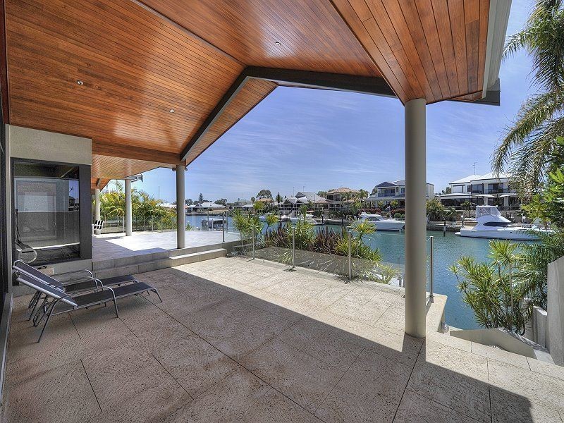 16 Cambria Island Retreat, Halls Head WA 6210