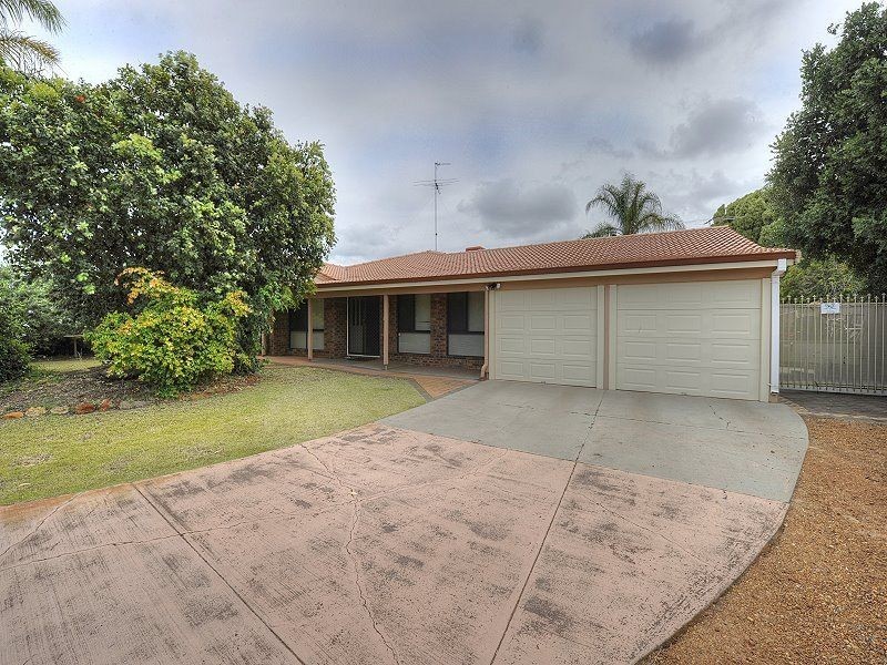26 Hanson Way, Dudley Park WA 6210